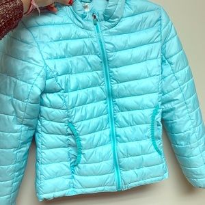 Very pretty girls puffed jacket.
